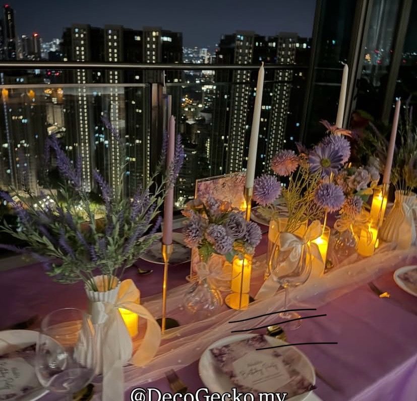 Lavender skyline table